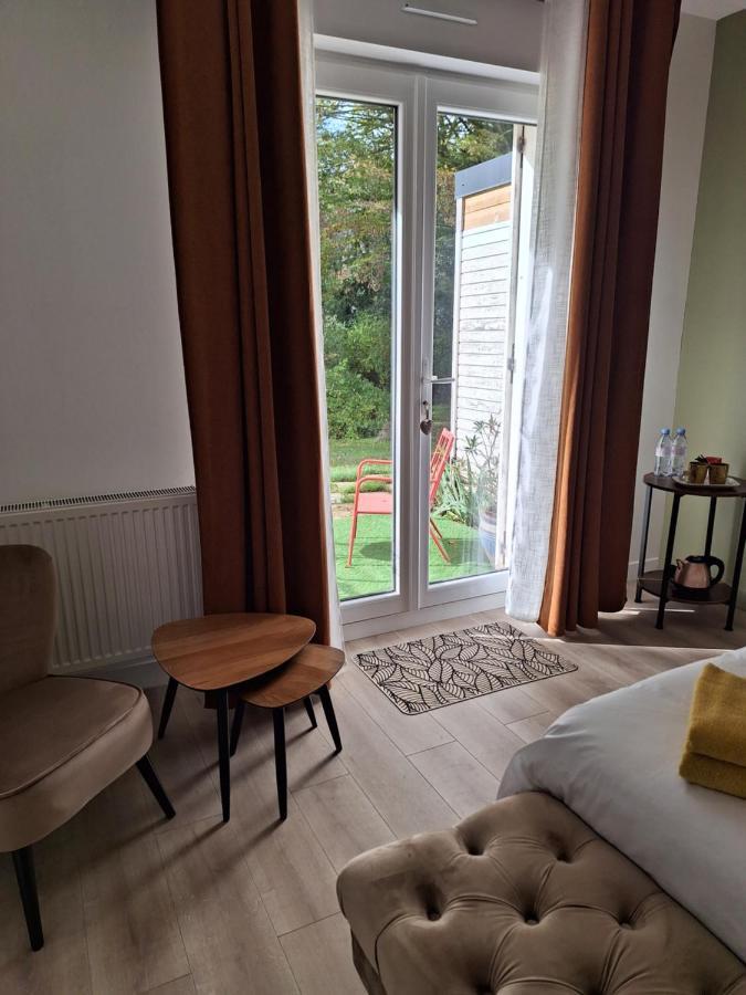 Le Pre Du Buis Bed & Breakfast Yvré-lʼÉvêque Dış mekan fotoğraf